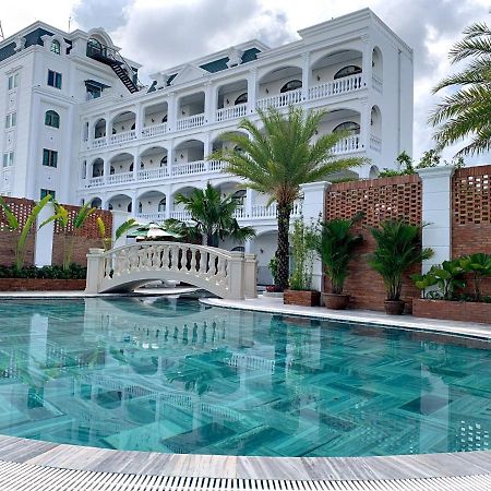 Thuan Phat Hotel Soc Trang Buitenkant foto