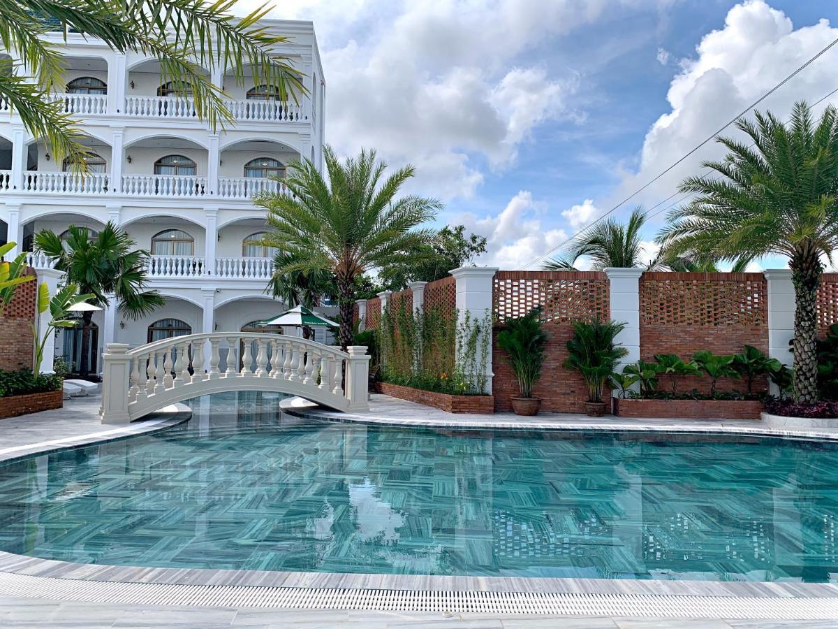 Thuan Phat Hotel Soc Trang Buitenkant foto