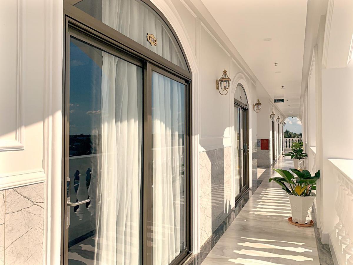Thuan Phat Hotel Soc Trang Buitenkant foto