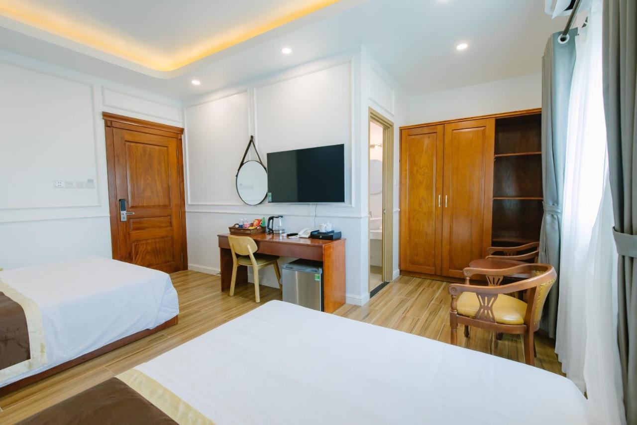 Thuan Phat Hotel Soc Trang Buitenkant foto