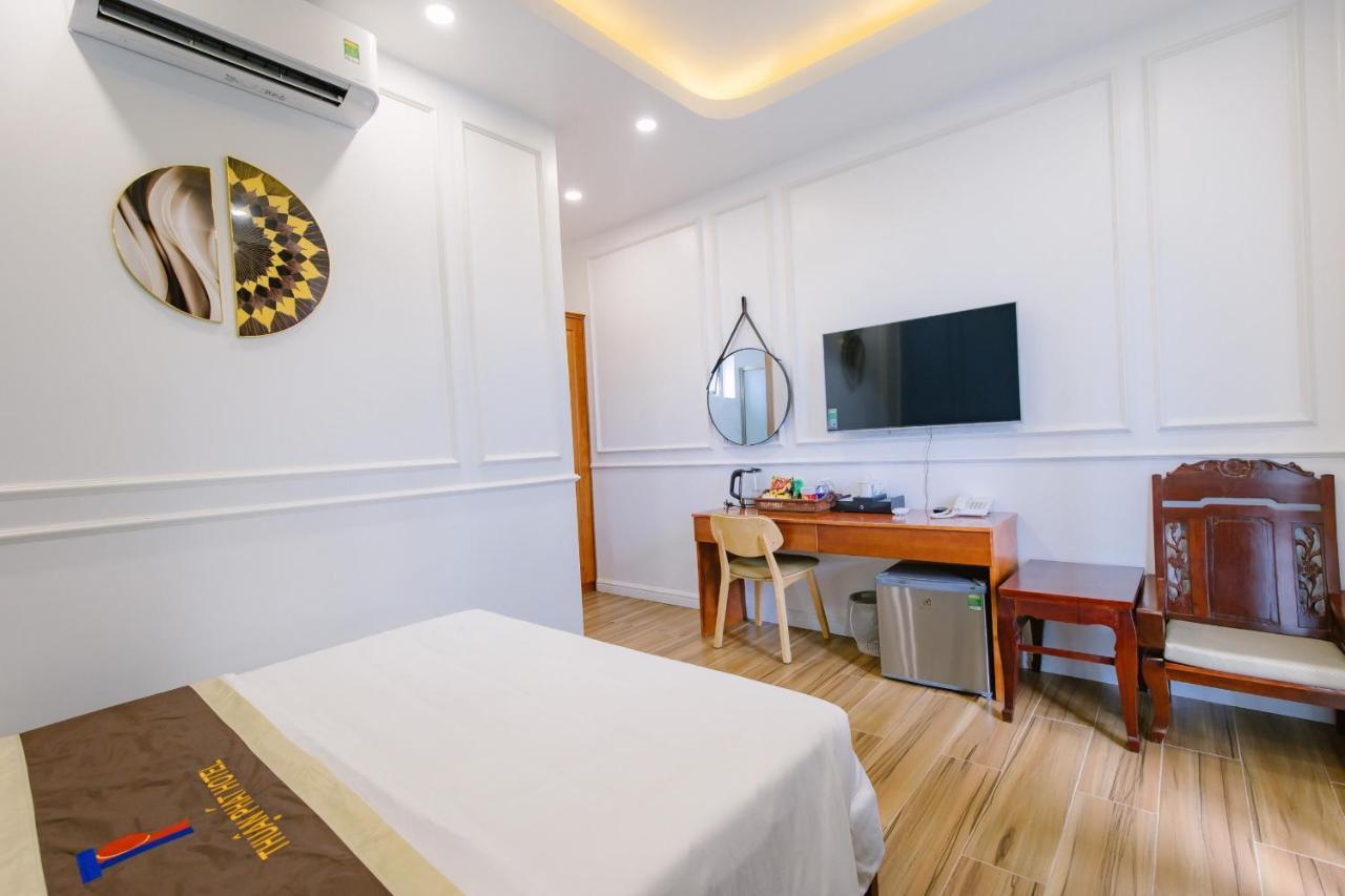 Thuan Phat Hotel Soc Trang Buitenkant foto