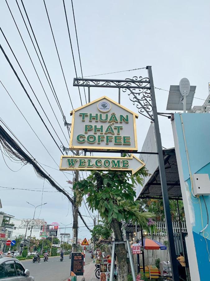 Thuan Phat Hotel Soc Trang Buitenkant foto