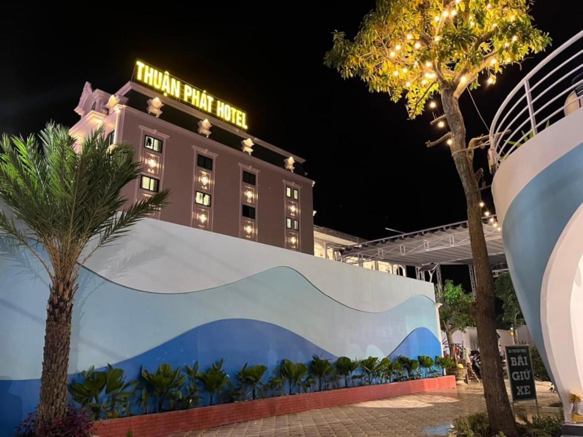 Thuan Phat Hotel Soc Trang Buitenkant foto