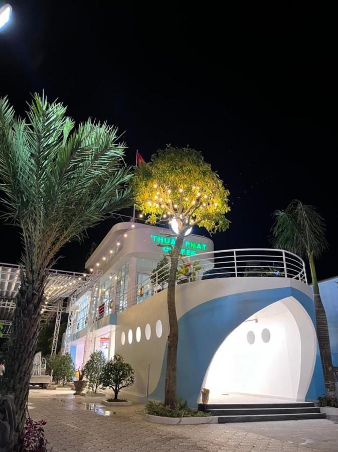Thuan Phat Hotel Soc Trang Buitenkant foto